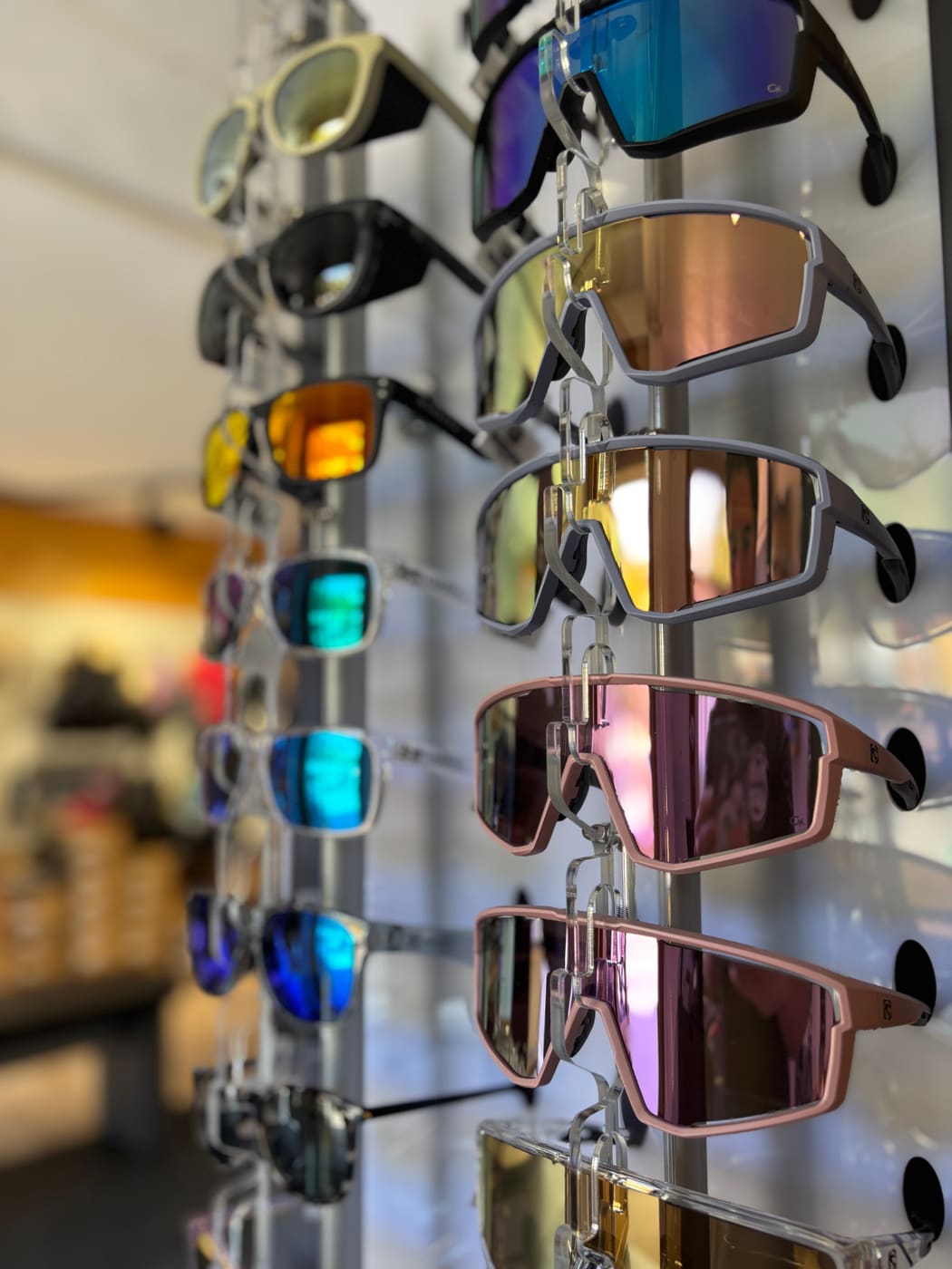 Présentoir de lunettes de soleil